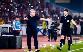 问鼎娱乐官网-火箭队与马刺今日比赛战况实时报道及战术分析