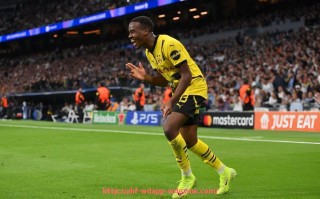 问鼎娱乐官网-NBA、足球与CBA三者跨界联动的直播话题